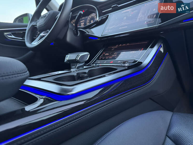 Внедорожник / Кроссовер Audi Q7 2022 в Одессе