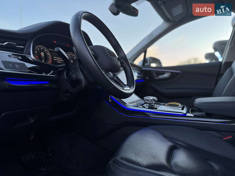 Внедорожник / Кроссовер Audi Q7 2022 в Одессе