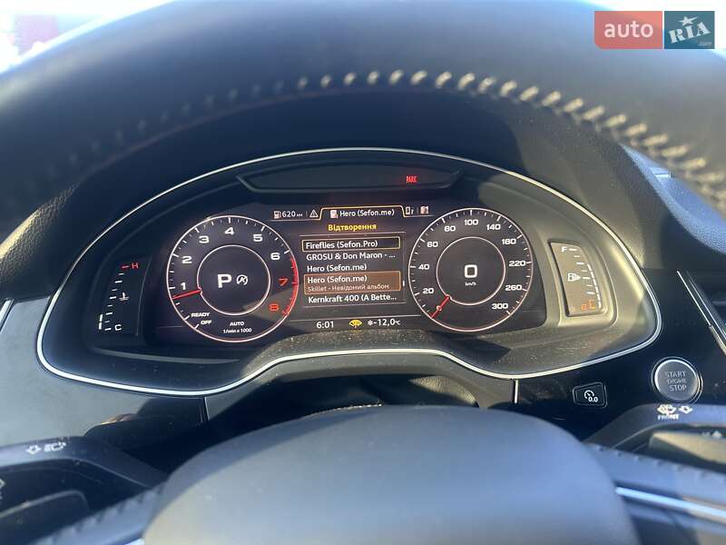 Внедорожник / Кроссовер Audi Q7 2017 в Чернигове