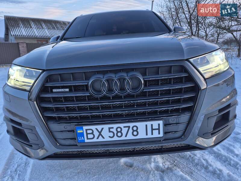 Внедорожник / Кроссовер Audi Q7 2016 в Дунаевцах