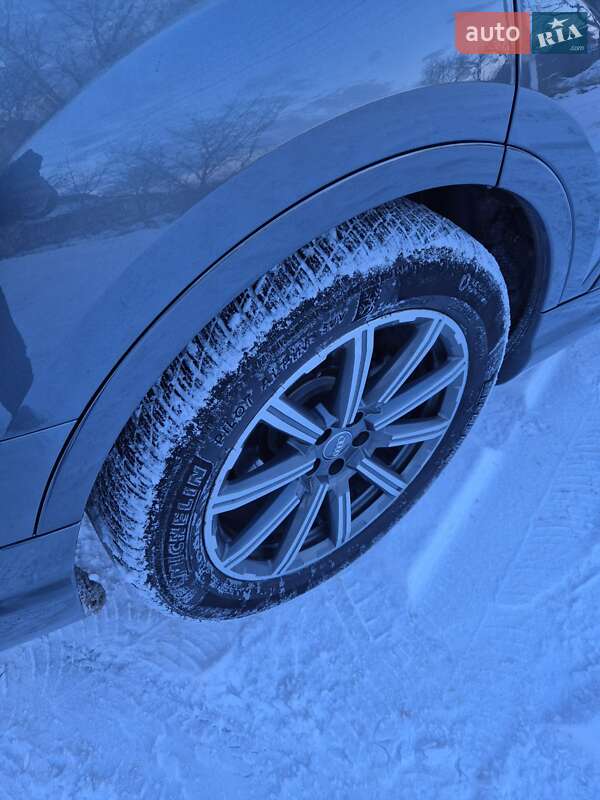 Внедорожник / Кроссовер Audi Q7 2016 в Дунаевцах