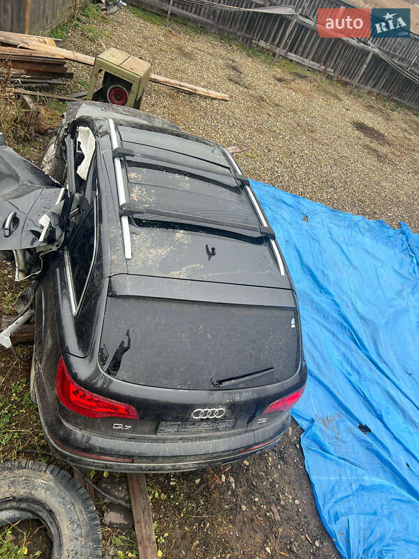 Внедорожник / Кроссовер Audi Q7 2010 в Косове