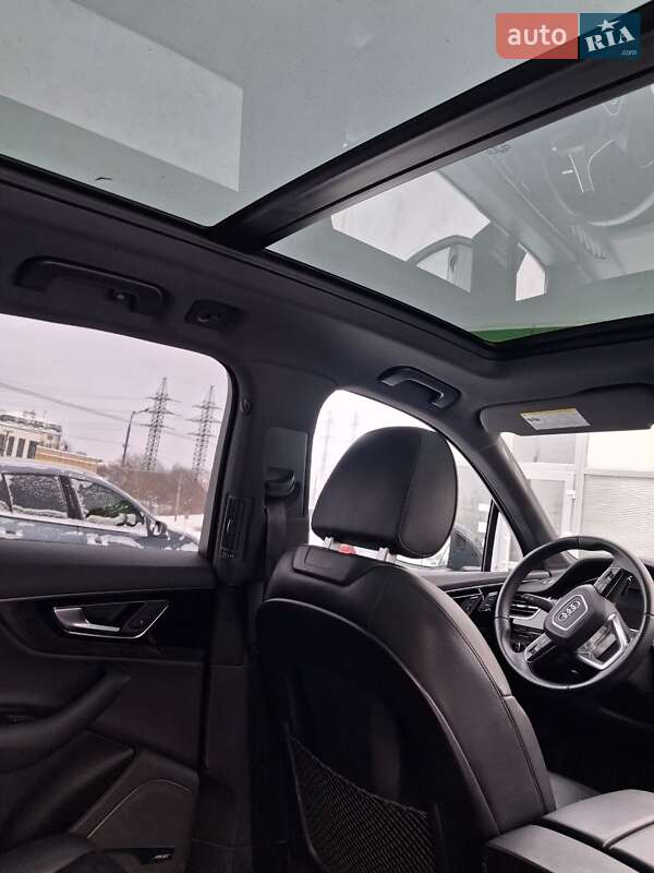 Внедорожник / Кроссовер Audi Q7 2015 в Львове фото 11 Внедорожник / Кроссовер Audi Q7 2015 в Львове