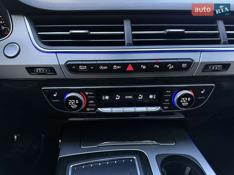 Внедорожник / Кроссовер Audi Q7 2019 в Одессе