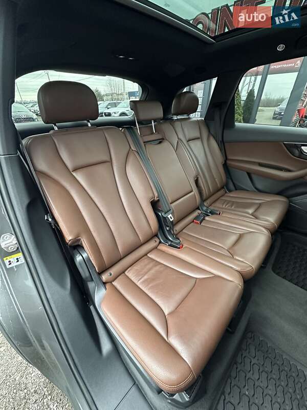 Внедорожник / Кроссовер Audi Q7 2019 в Белогородке