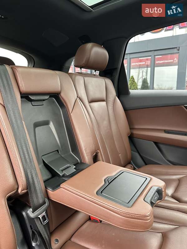 Внедорожник / Кроссовер Audi Q7 2019 в Белогородке