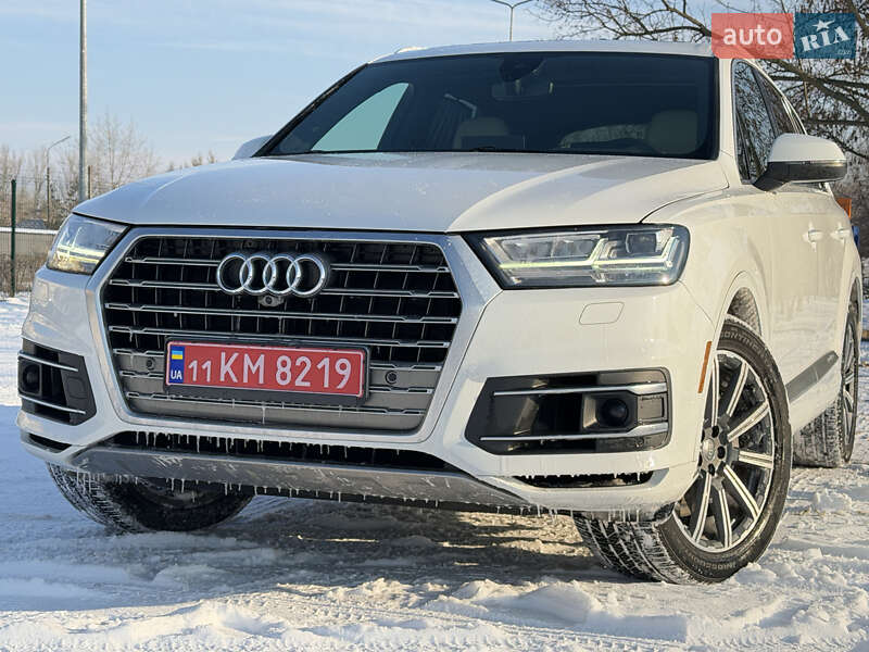 Внедорожник / Кроссовер Audi Q7 2017 в Каменском