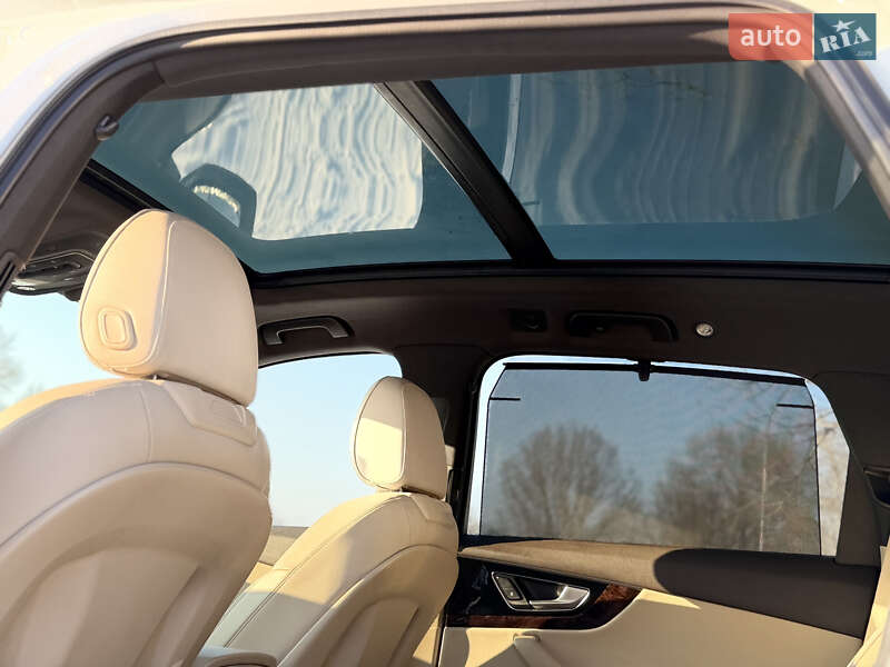 Внедорожник / Кроссовер Audi Q7 2017 в Каменском