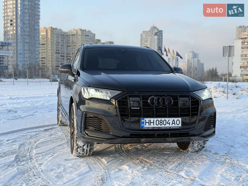 Внедорожник / Кроссовер Audi Q7 2023 в Киеве