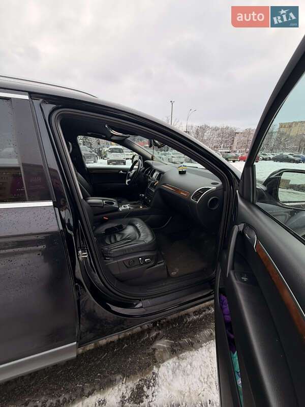 Внедорожник / Кроссовер Audi Q7 2011 в Харькове