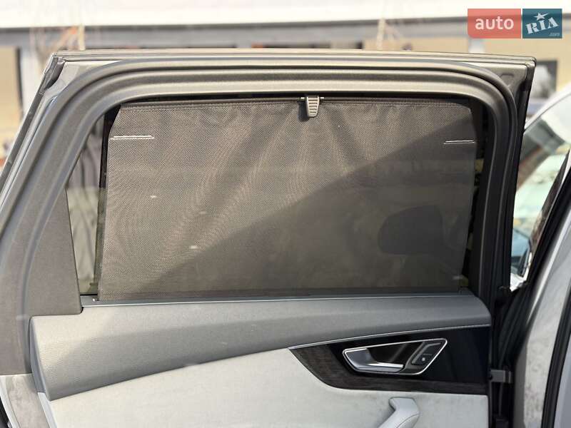 Внедорожник / Кроссовер Audi Q7 2016 в Львове фото 83 Внедорожник / Кроссовер Audi Q7 2016 в Львове