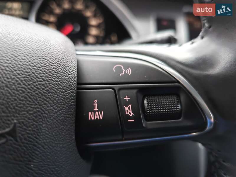 Внедорожник / Кроссовер Audi Q7 2013 в Бродах