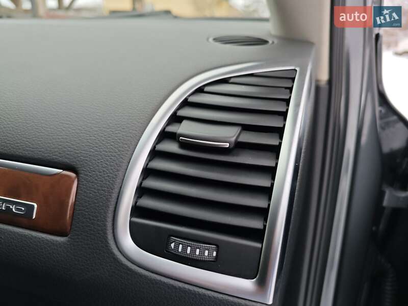 Внедорожник / Кроссовер Audi Q7 2013 в Бродах