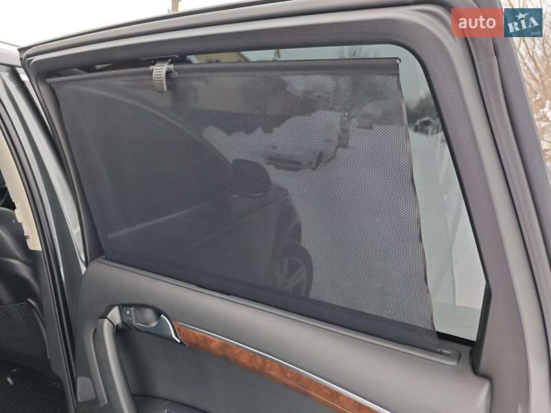 Внедорожник / Кроссовер Audi Q7 2013 в Бродах