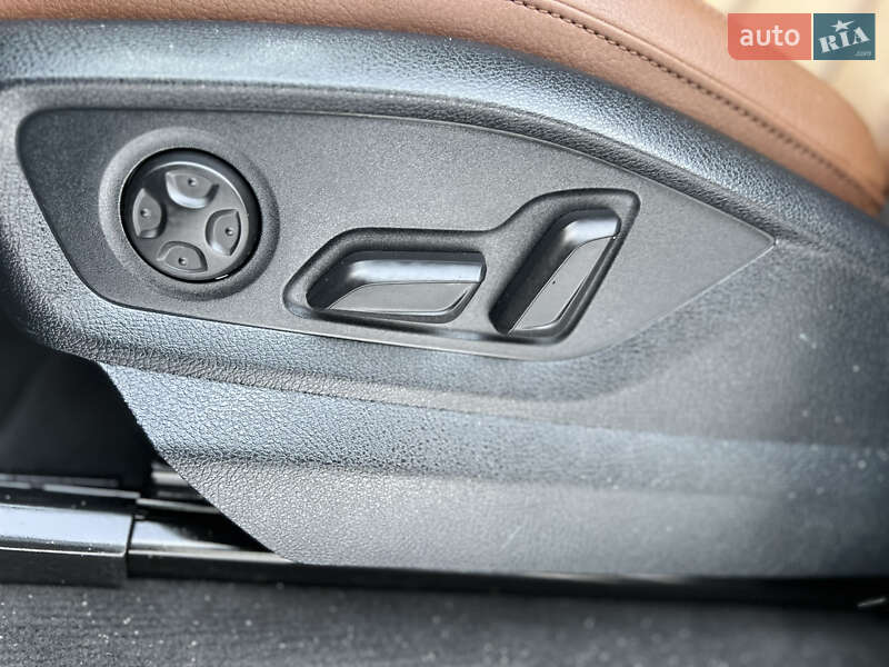 Внедорожник / Кроссовер Audi Q7 2015 в Хмельницком