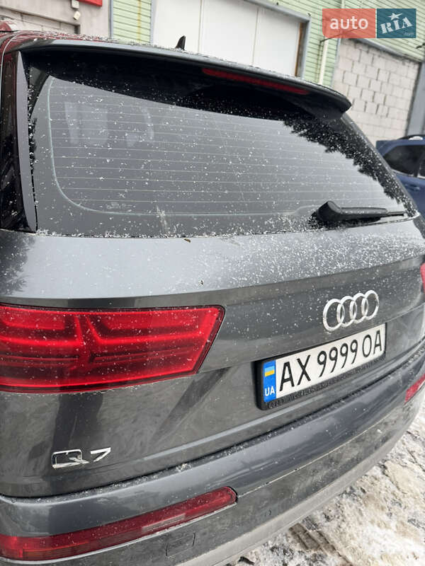 Внедорожник / Кроссовер Audi Q7 2017 в Киеве фото 13 Внедорожник / Кроссовер Audi Q7 2017 в Киеве