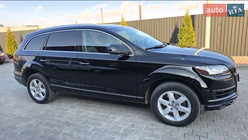 Внедорожник / Кроссовер Audi Q7 2015 в Тернополе