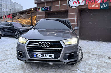 Внедорожник / Кроссовер Audi Q7 2017 в Харькове