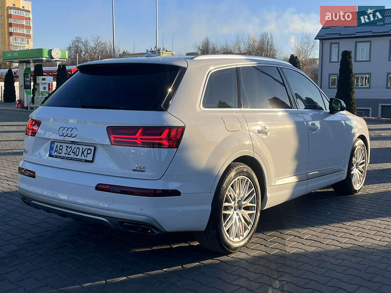 Внедорожник / Кроссовер Audi Q7 2016 в Виннице