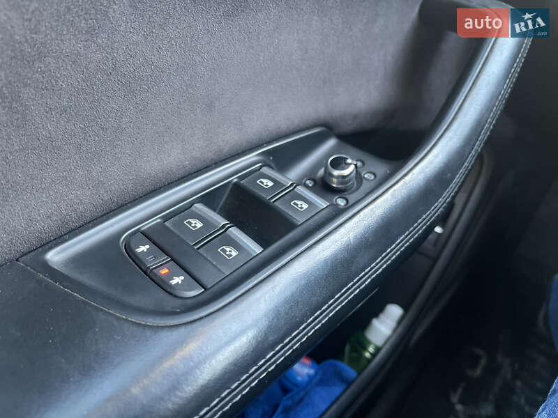 Внедорожник / Кроссовер Audi Q7 2016 в Виннице