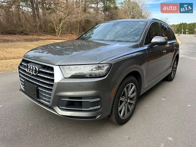 Внедорожник / Кроссовер Audi Q7 2017 в Киеве