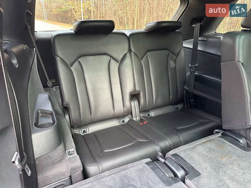 Внедорожник / Кроссовер Audi Q7 2017 в Киеве