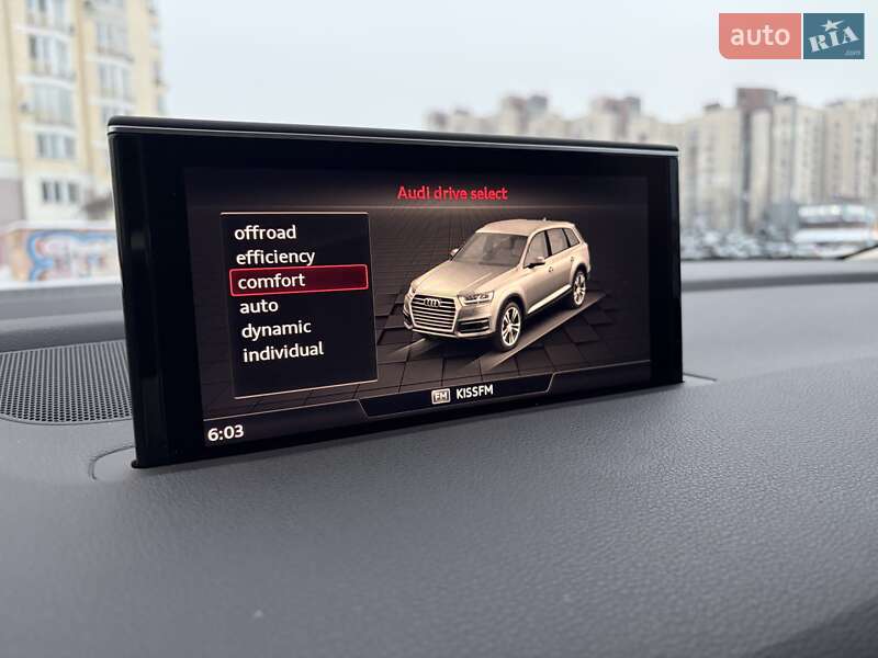 Внедорожник / Кроссовер Audi Q7 2016 в Киеве
