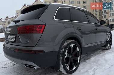 Внедорожник / Кроссовер Audi Q7 2016 в Киеве