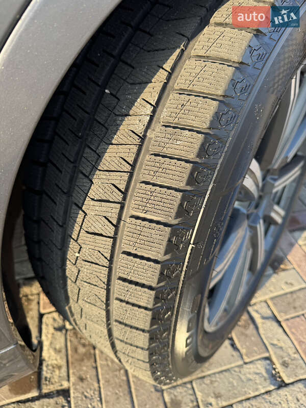 Внедорожник / Кроссовер Audi Q7 2015 в Краснограде