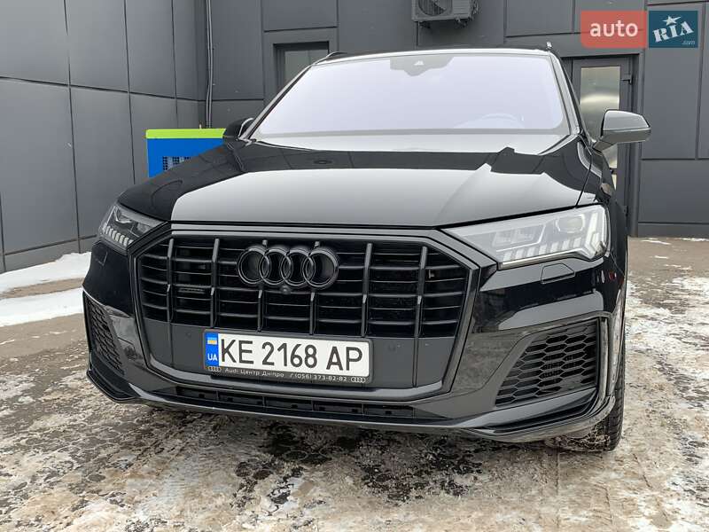 Внедорожник / Кроссовер Audi Q7 2020 в Кривом Роге