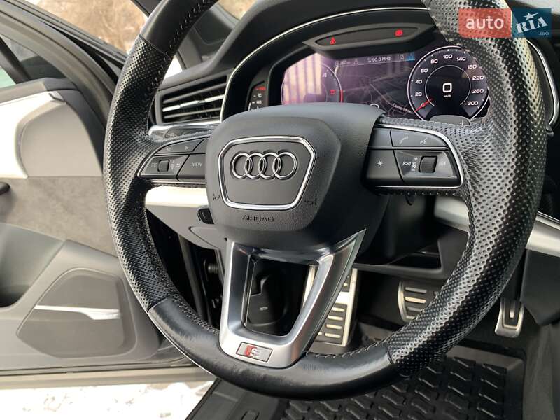 Внедорожник / Кроссовер Audi Q7 2020 в Кривом Роге