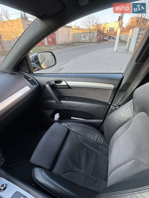 Внедорожник / Кроссовер Audi Q7 2014 в Одессе