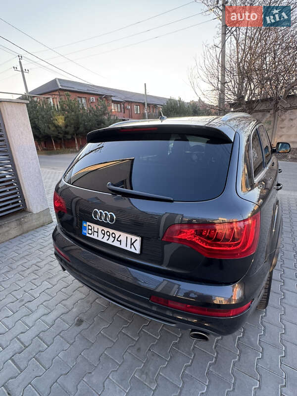 Внедорожник / Кроссовер Audi Q7 2014 в Одессе