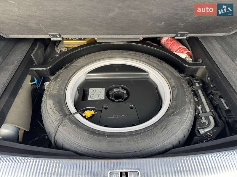 Позашляховик / Кросовер Audi Q7 2008 в Києві