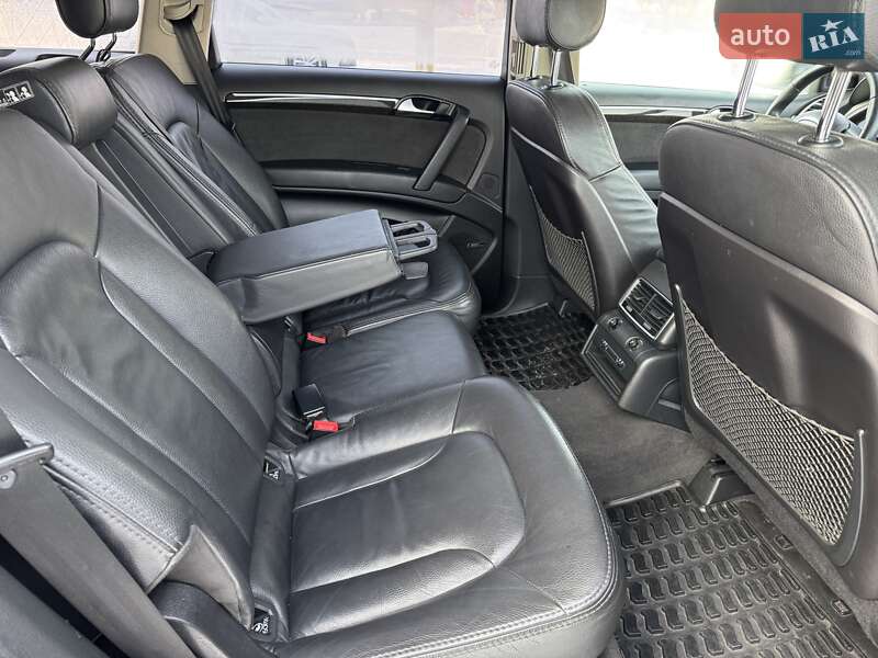 Позашляховик / Кросовер Audi Q7 2008 в Києві