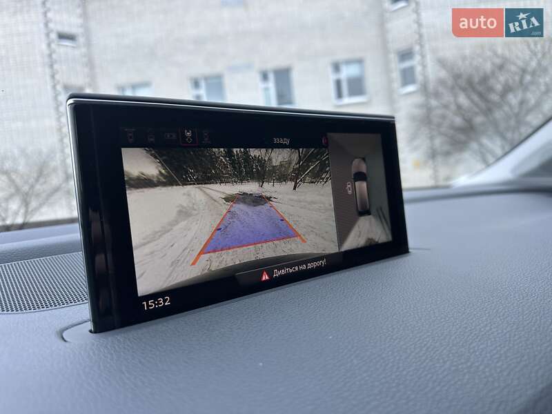 Внедорожник / Кроссовер Audi Q7 2017 в Нетешине