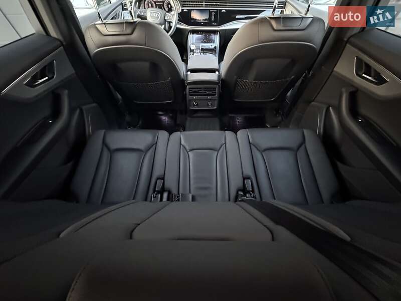 Позашляховик / Кросовер Audi Q7 2020 в Луцьку