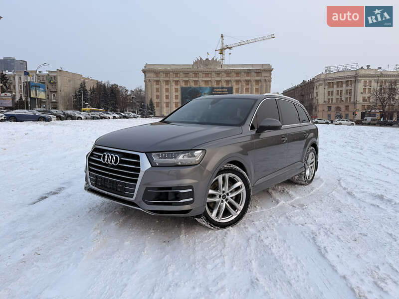 Внедорожник / Кроссовер Audi Q7 2017 в Харькове