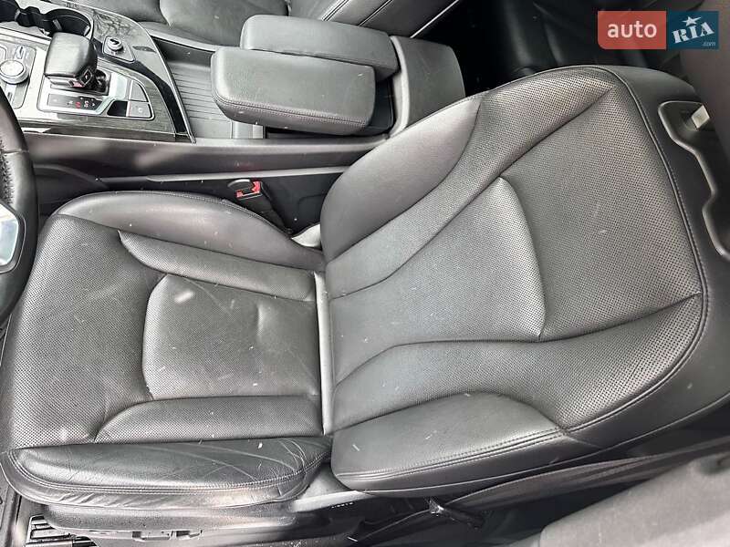 Внедорожник / Кроссовер Audi Q7 2017 в Стрые