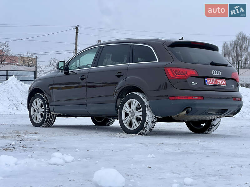 Внедорожник / Кроссовер Audi Q7 2010 в Ровно