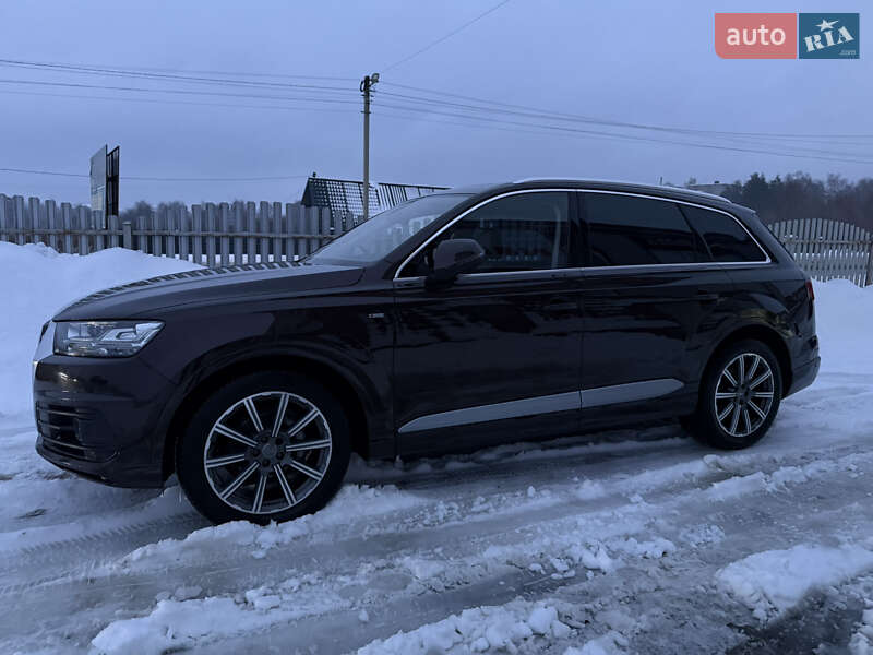 Audi Q7 2016