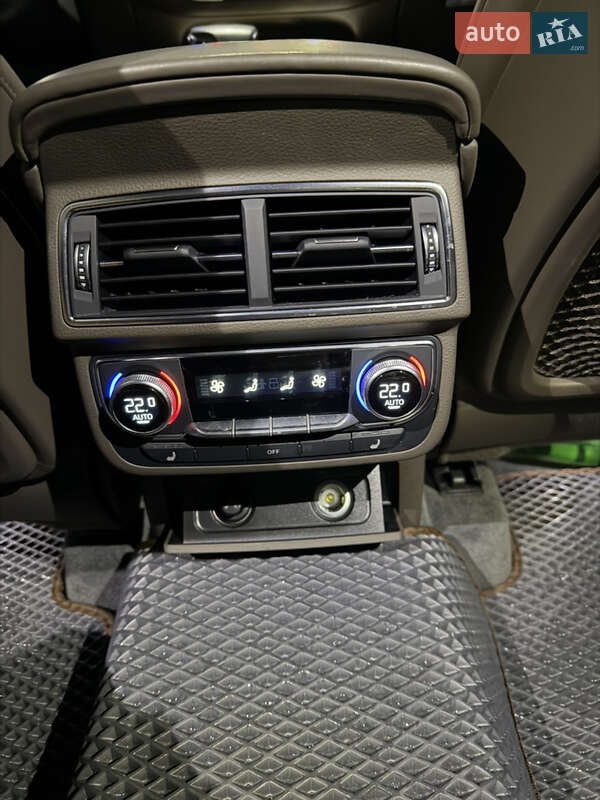 Внедорожник / Кроссовер Audi Q7 2016 в Львове