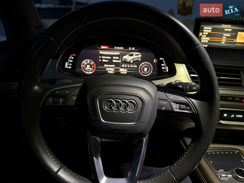 Внедорожник / Кроссовер Audi Q7 2016 в Львове