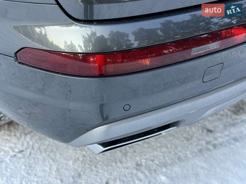 Внедорожник / Кроссовер Audi Q7 2018 в Киеве