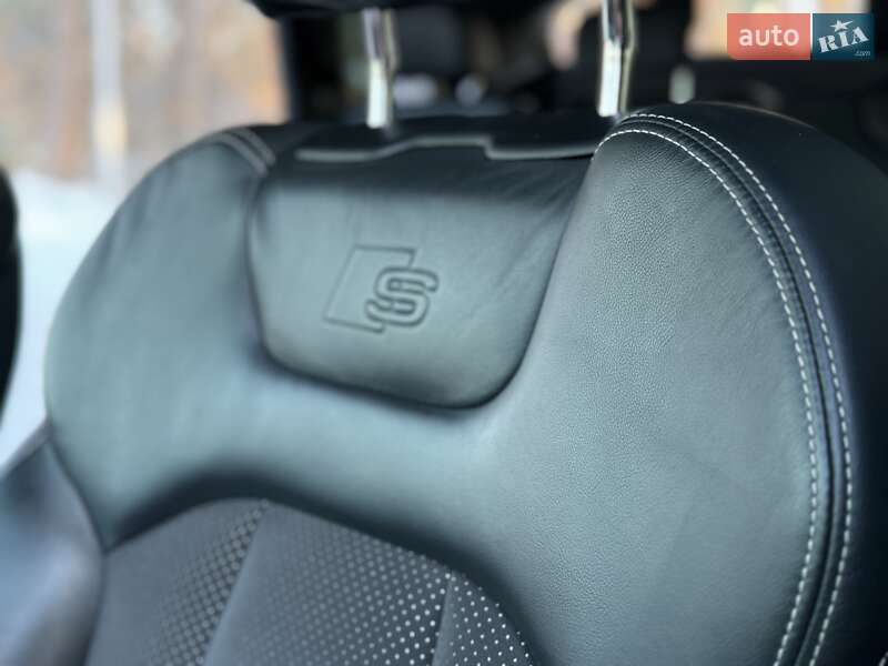 Внедорожник / Кроссовер Audi Q7 2018 в Киеве