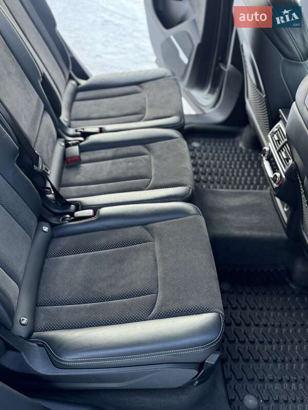 Внедорожник / Кроссовер Audi Q7 2018 в Киеве