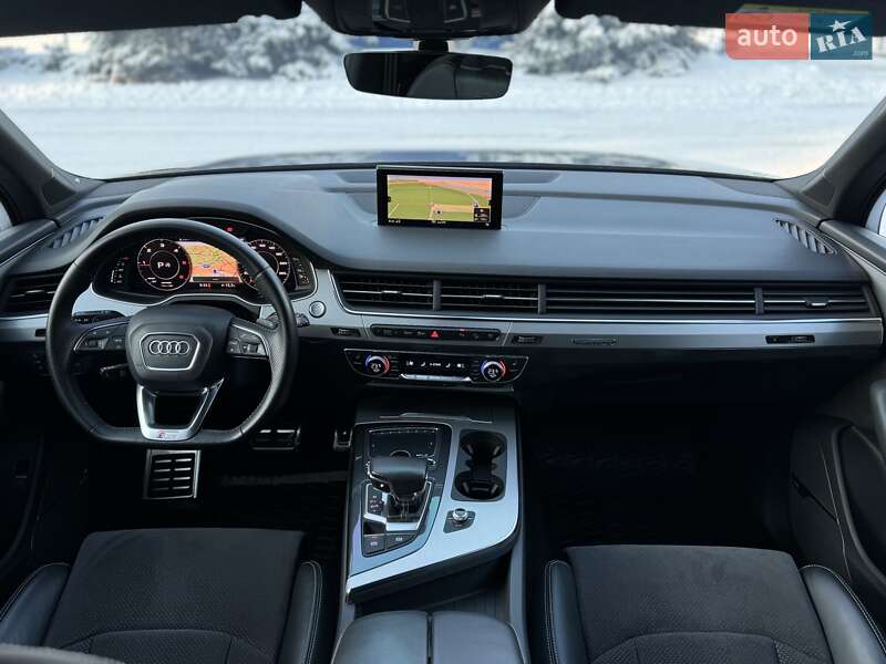 Внедорожник / Кроссовер Audi Q7 2018 в Киеве