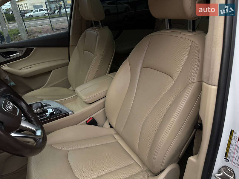 Внедорожник / Кроссовер Audi Q7 2018 в Стрые