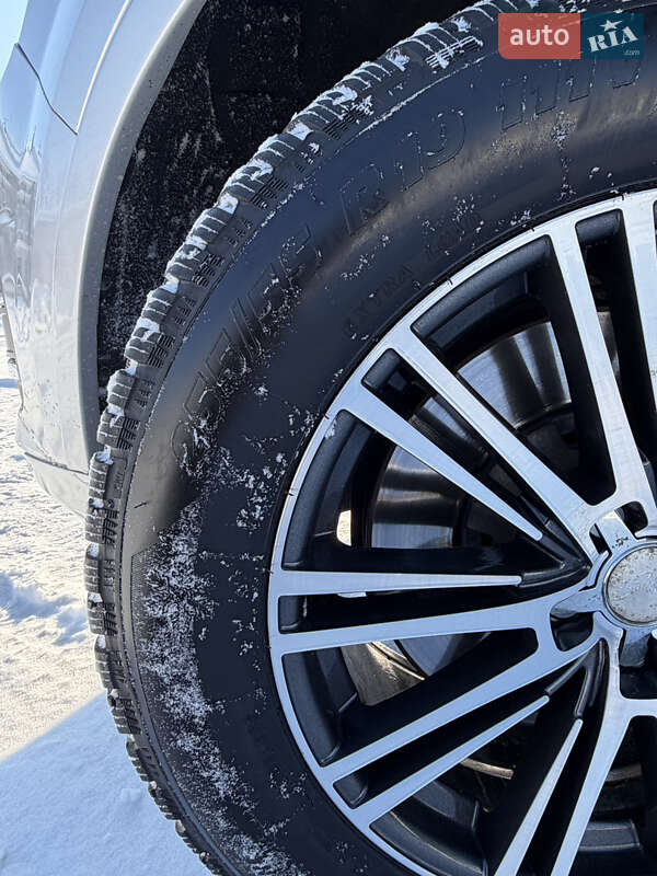 Внедорожник / Кроссовер Audi Q7 2016 в Радивилове