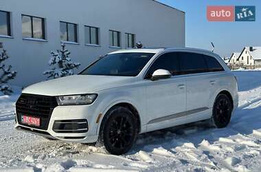 Позашляховик / Кросовер Audi Q7 2017 в Луцьку